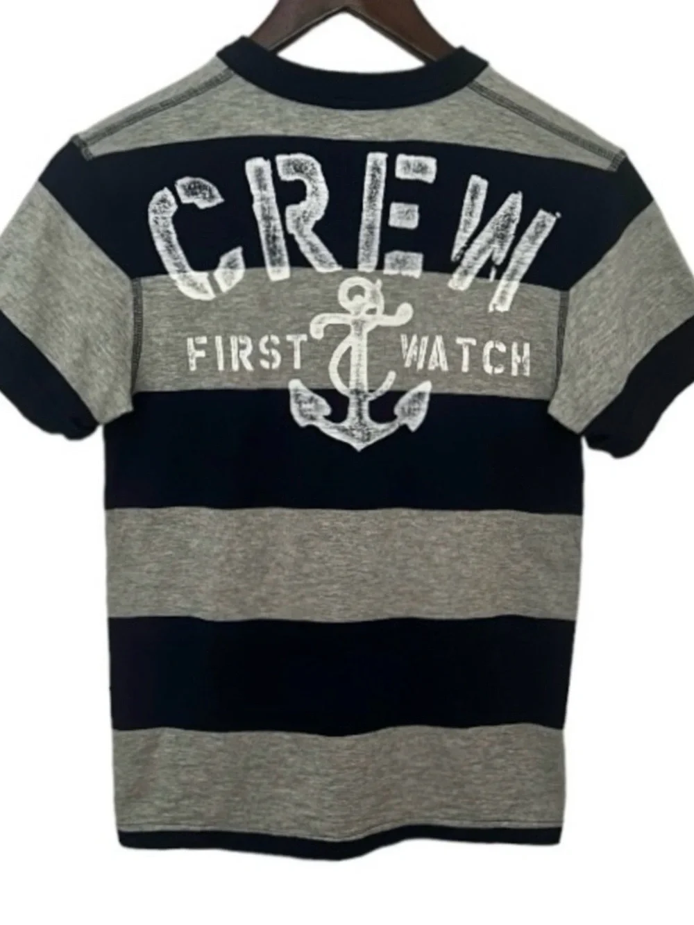 Gap Navy and Grey “Crew” Graphic Print Short Sleeve Henley Tee Size Medium